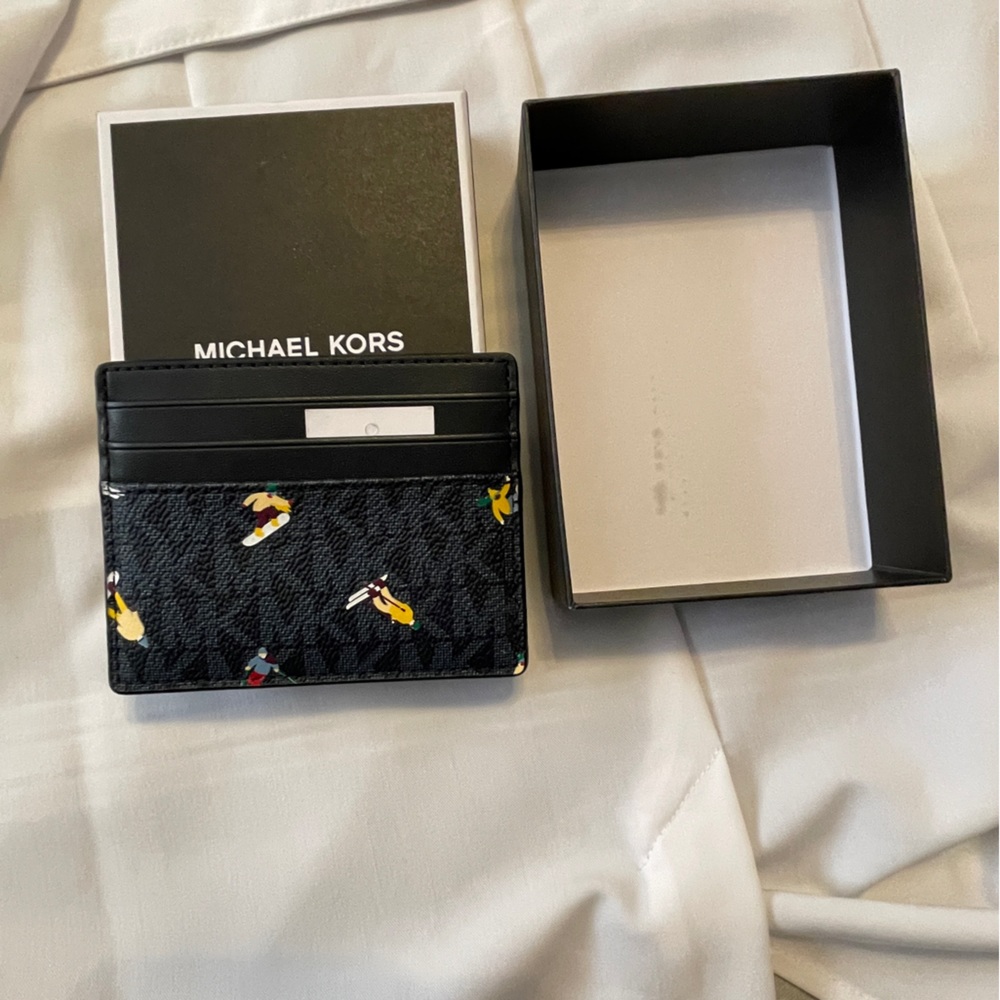 Michael Kors wallet